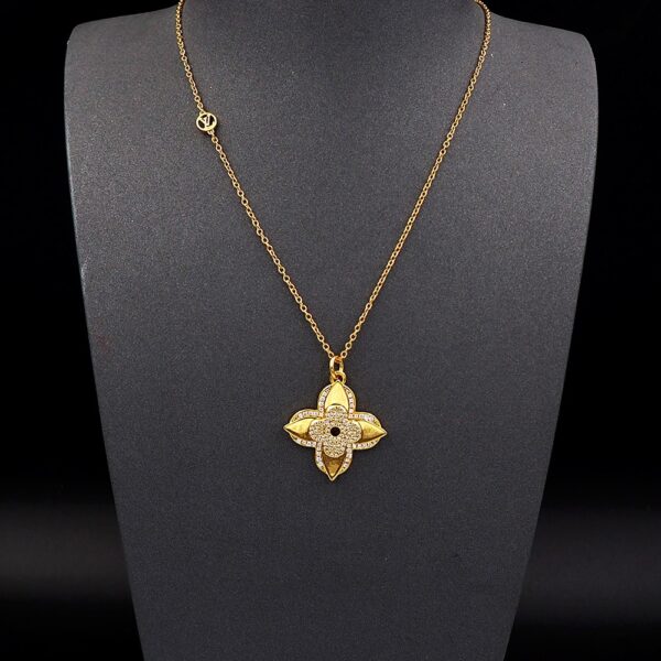 New Collection LV Necklace 02