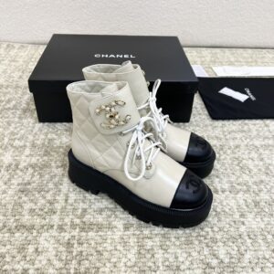 New Collection Chanel Shoes 381