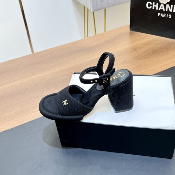 New Collection Chanel Shoes 362