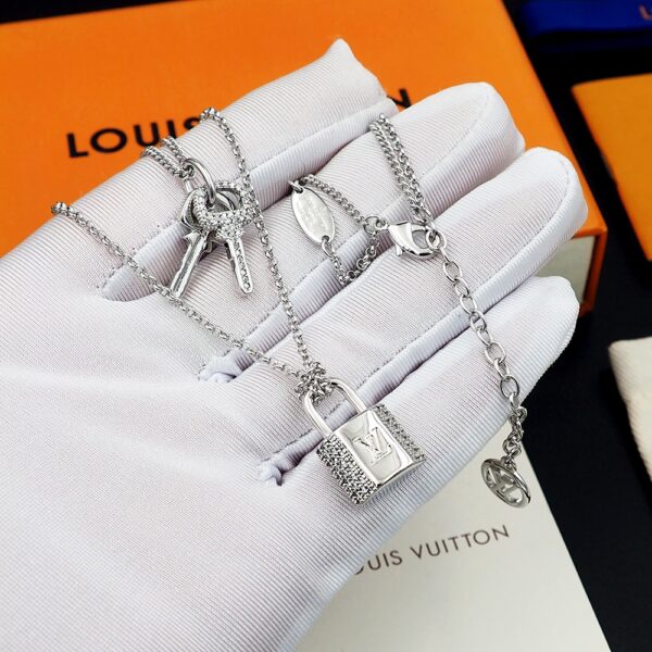 New Collection LV Necklace 03