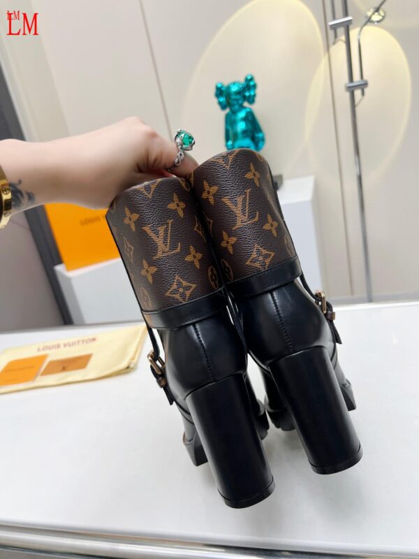 New Collection LV Shoes 0373