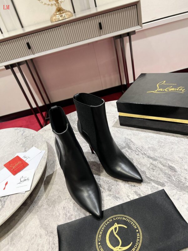 New Collection Christian Louboutin Shoes 020