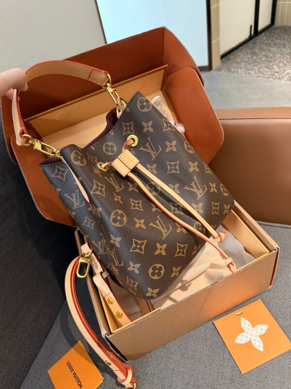 New Collection LV Bag 1950