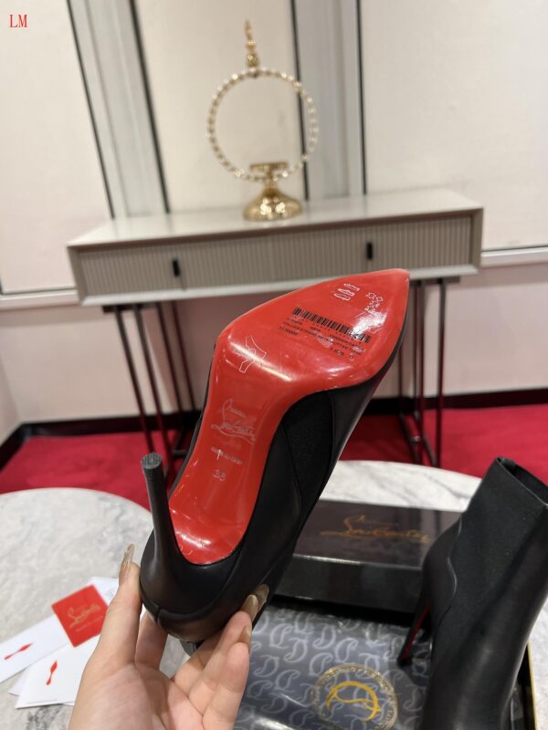 New Collection Christian Louboutin Shoes 020