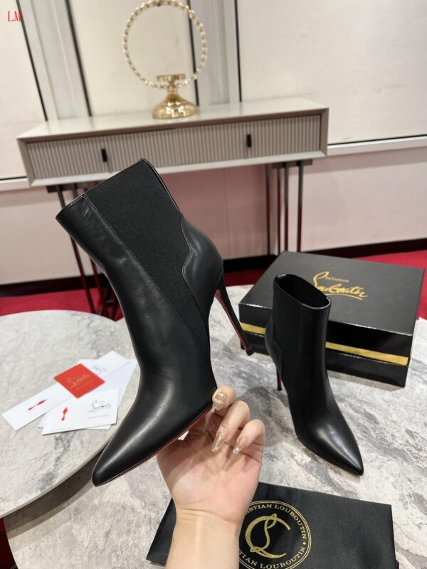 New Collection Christian Louboutin Shoes 020