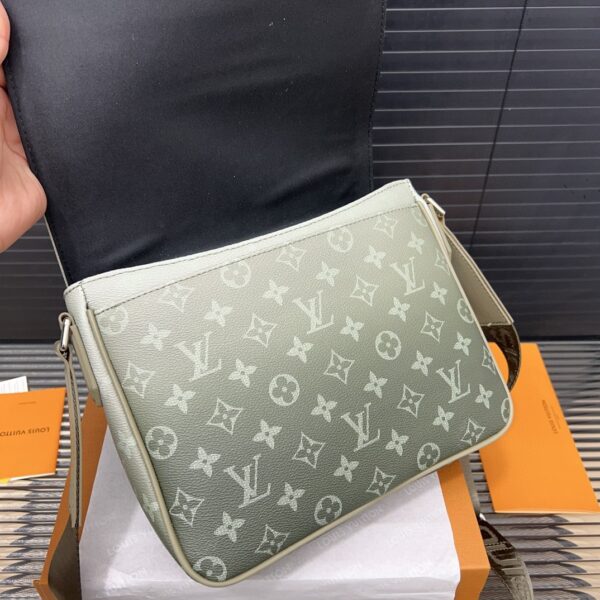 New Collection LV Bag 1946