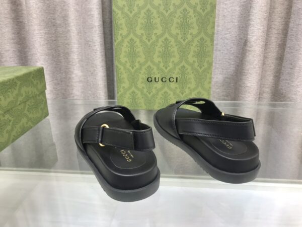 New Collection Gucci Shoes 339