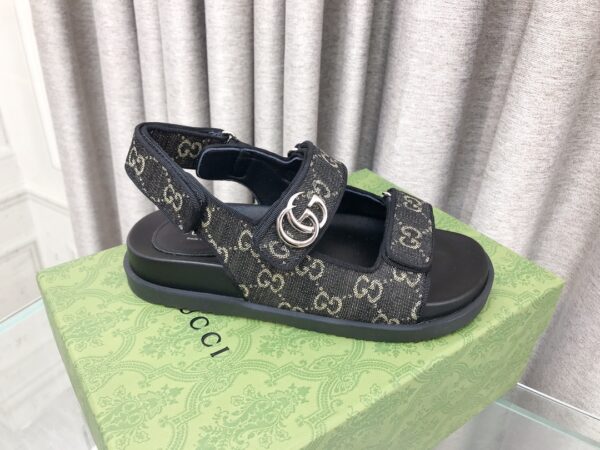 New Collection Gucci Shoes 335