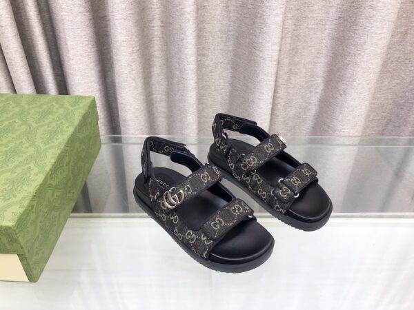 New Collection Gucci Shoes 335