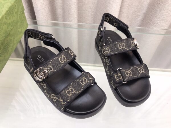 New Collection Gucci Shoes 335