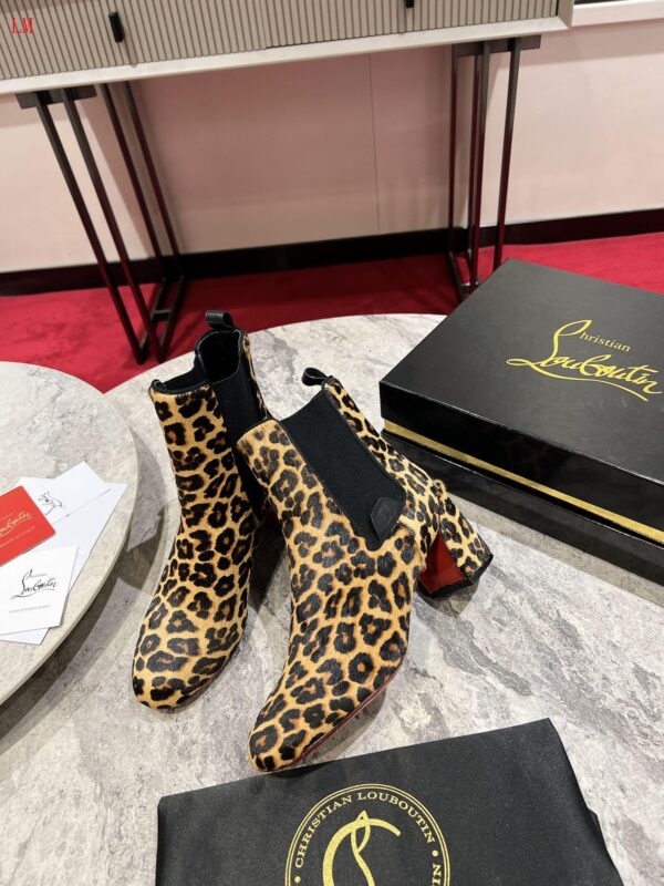 New Collection Christian Louboutin Shoes 024