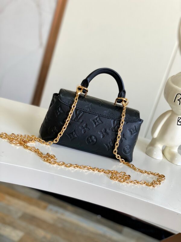 New Collection LV Bag 2042