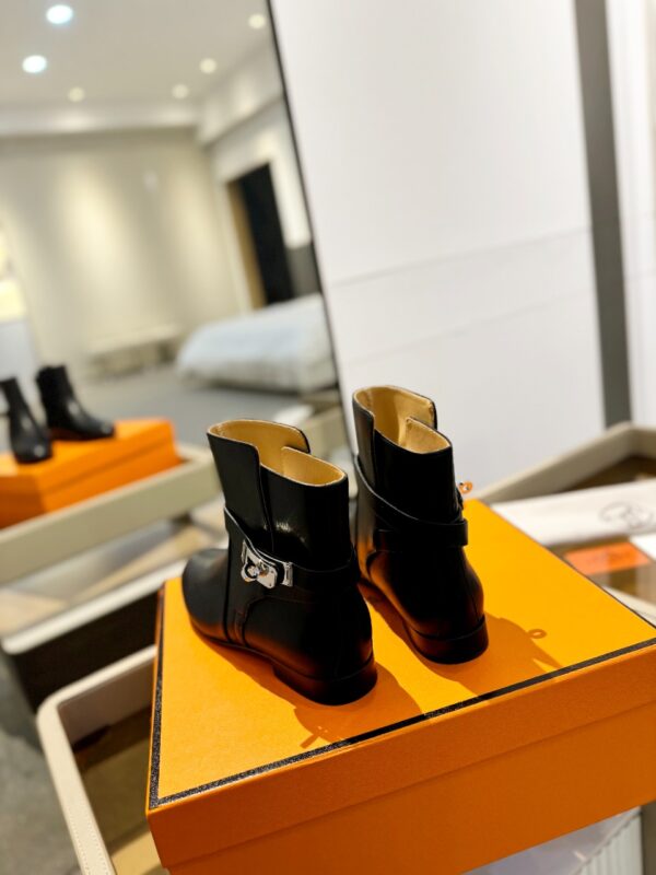 New Collection Hermes Shoes 052